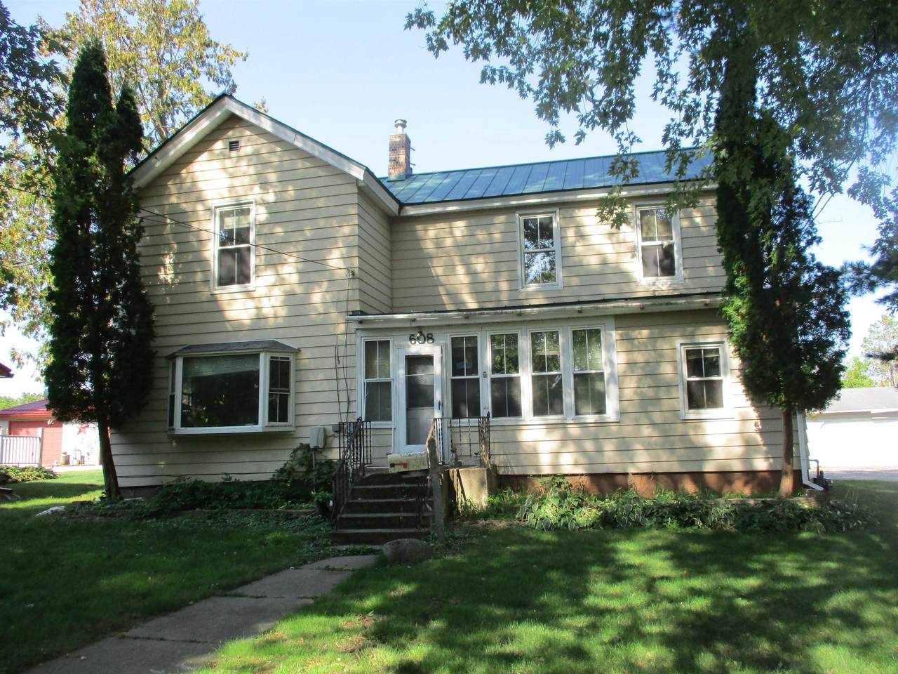 608 La Valle Street - Photo 1