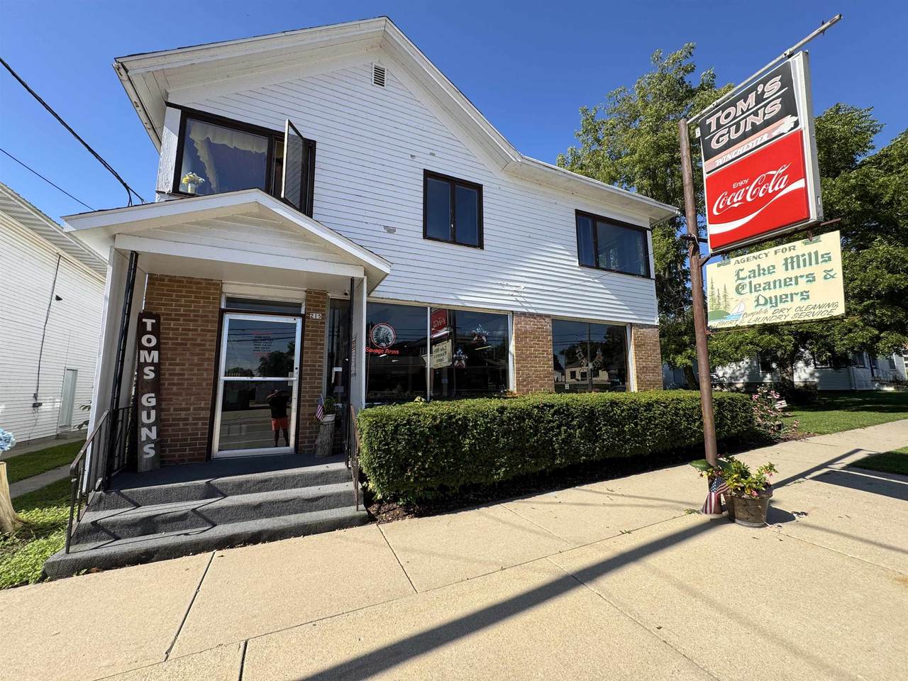 215 Main Street - Photo 1