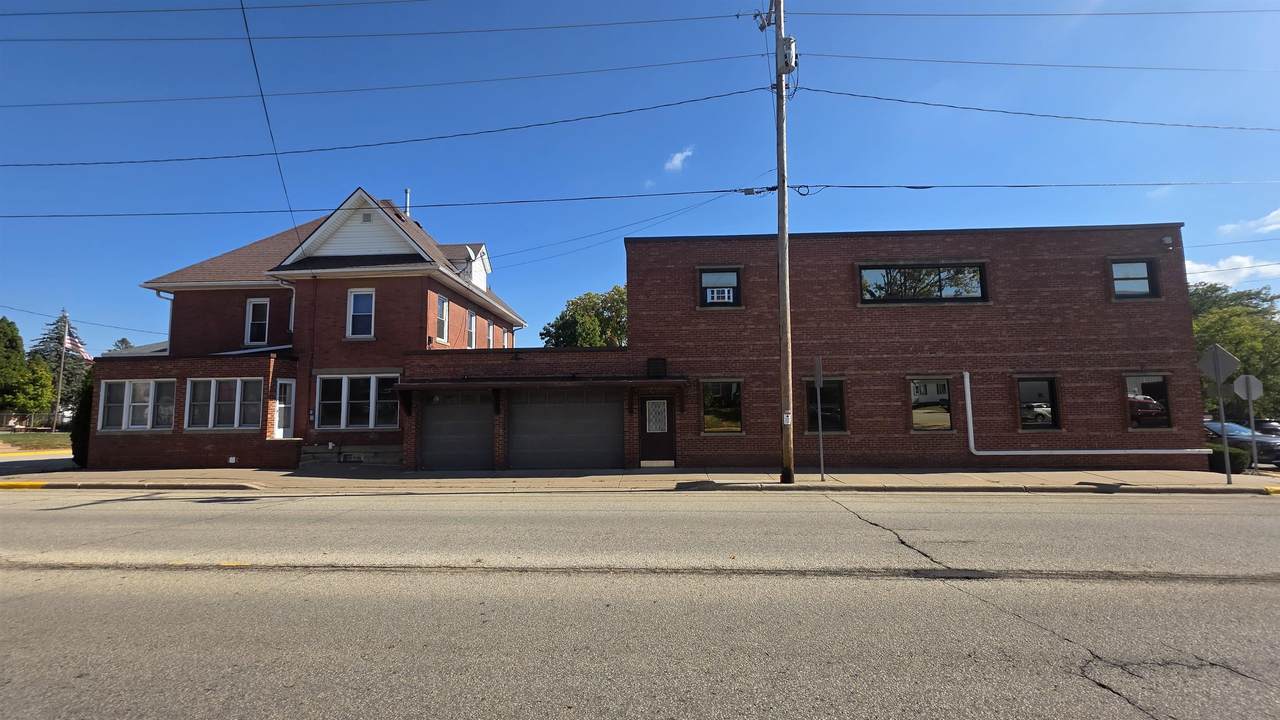 100 Park Place - Photo 1