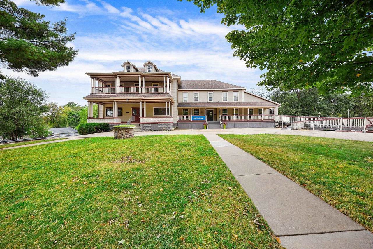 213 Main Street - Photo 1