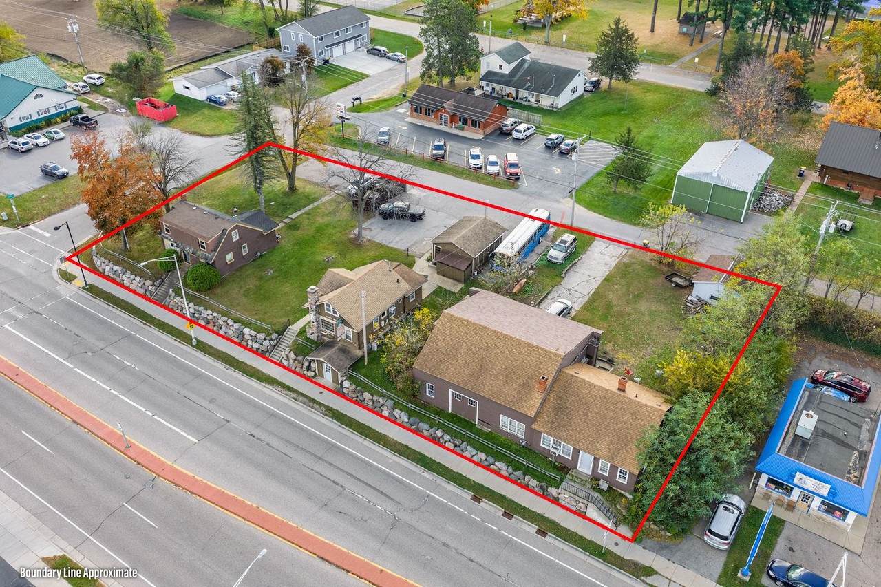 126 Munroe Avenue - Photo 1