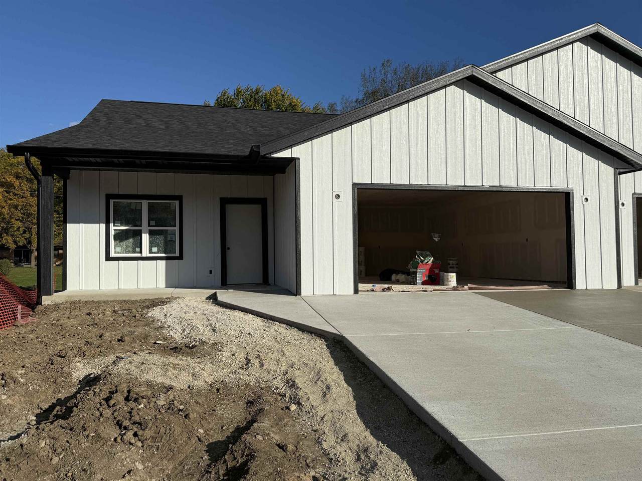 1222 Prairie Avenue - Photo 1