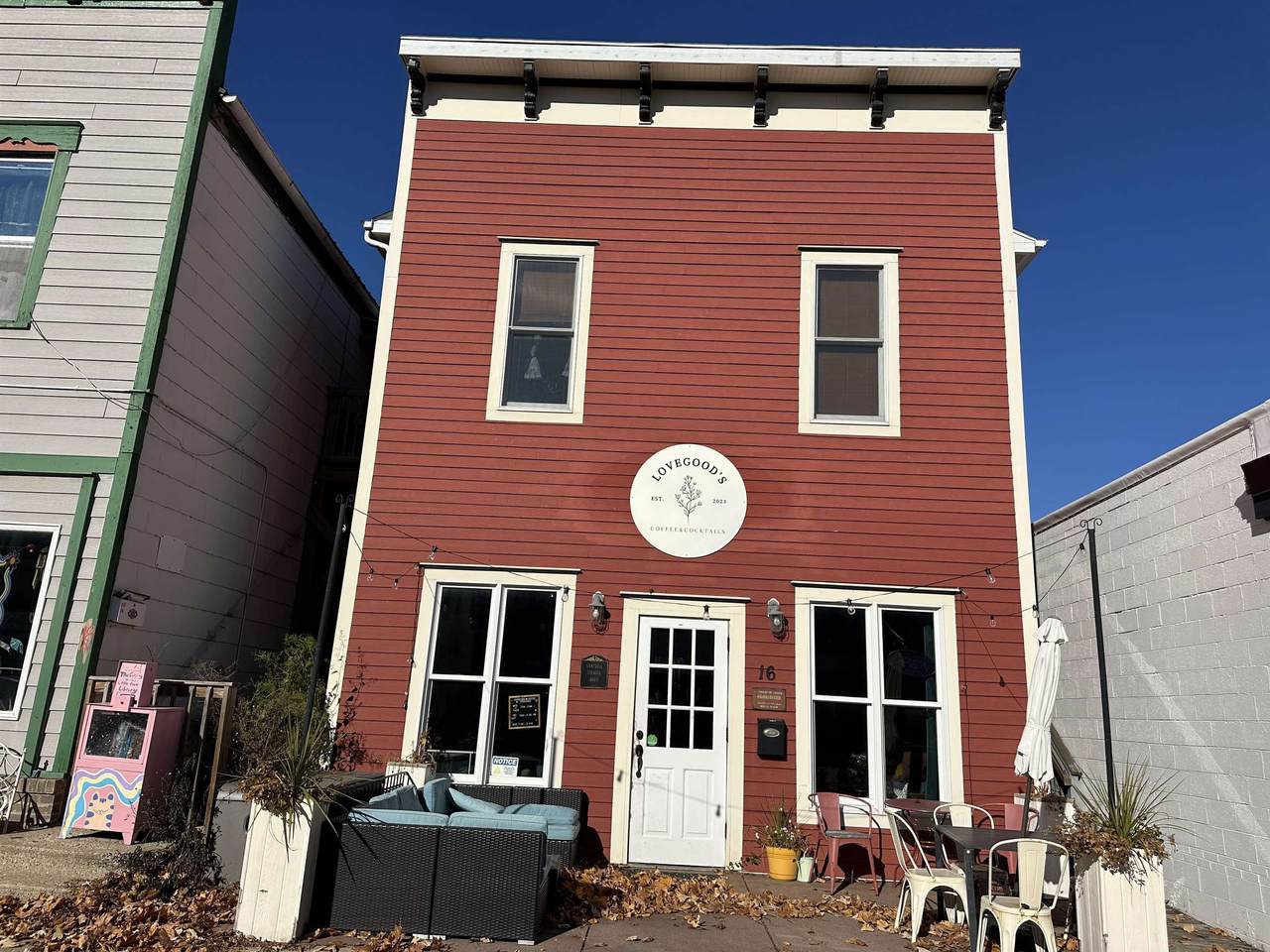 16 Main Street - Photo 1