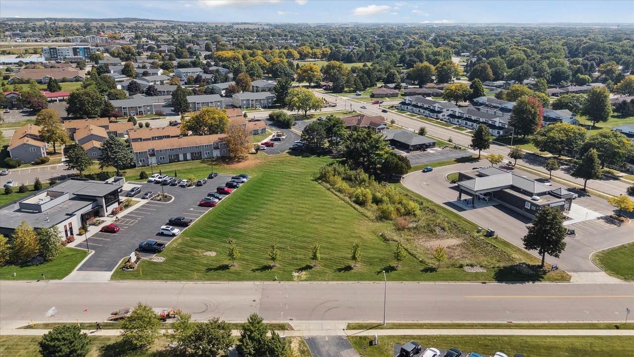 2610 Liberty Lane - Photo 1