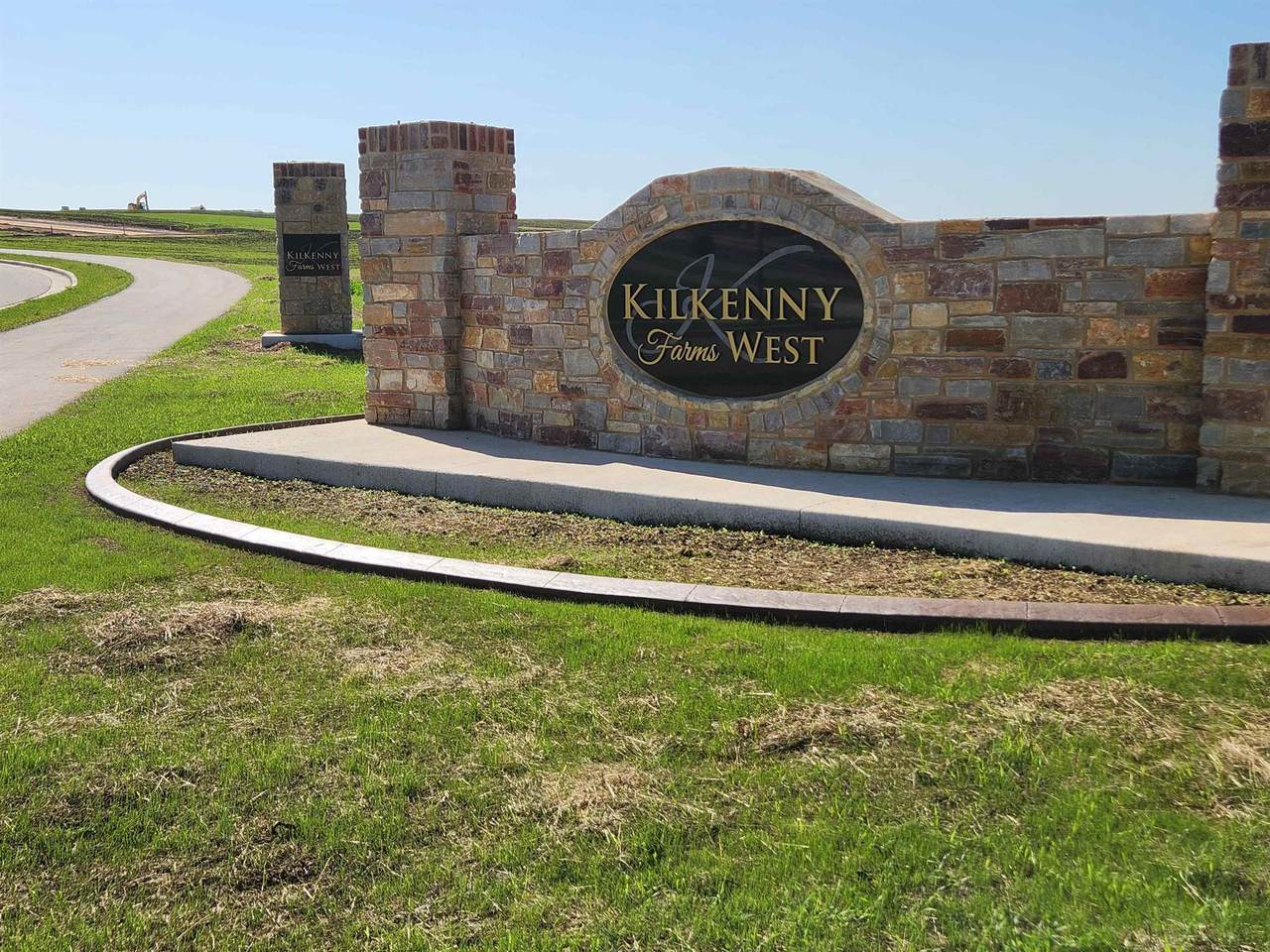 901 Kyron Drive - Photo 1