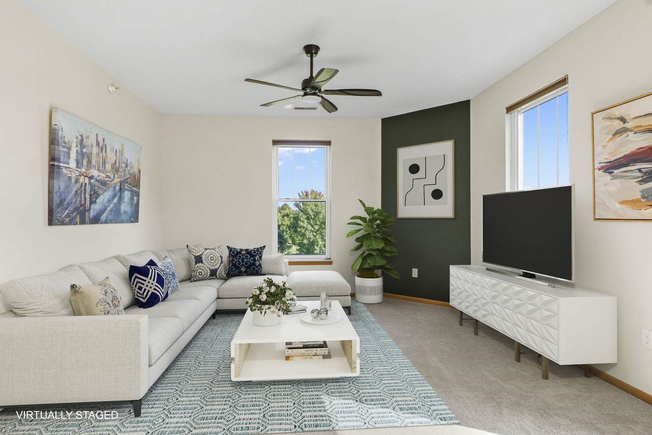 6402 Milwaukee Street - Photo 1