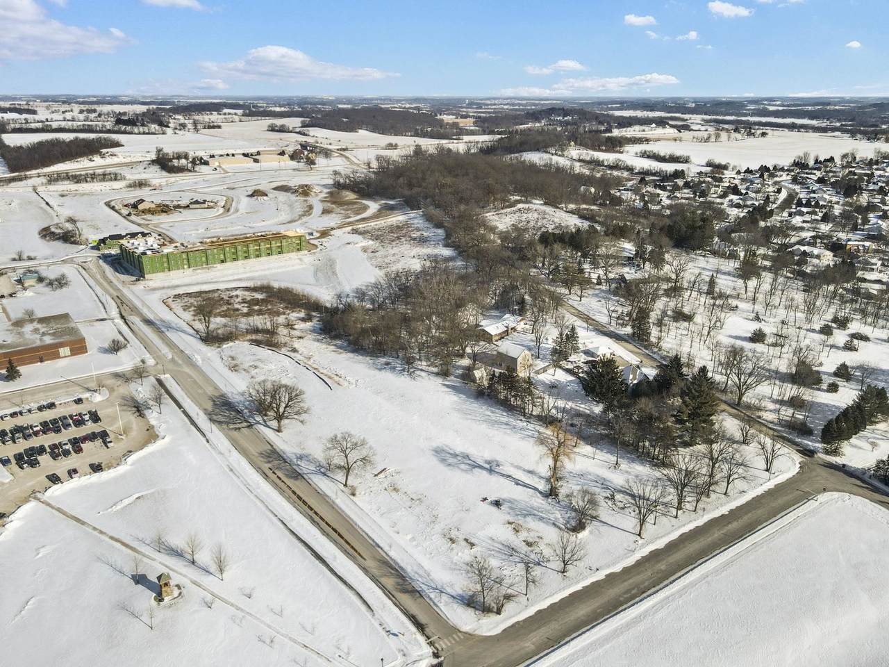 1310 Campus Drive - Photo 1