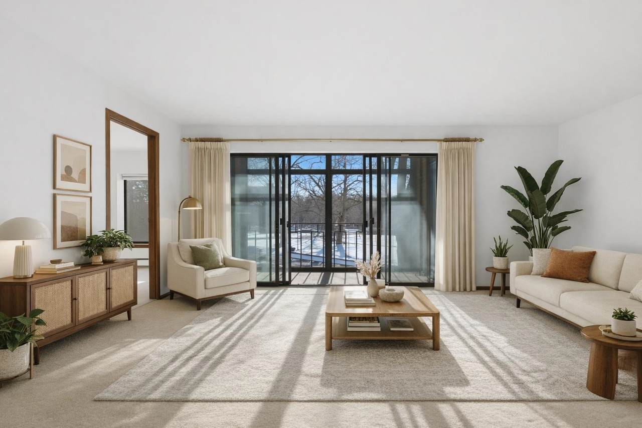 325 Yellowstone Drive - Photo 1