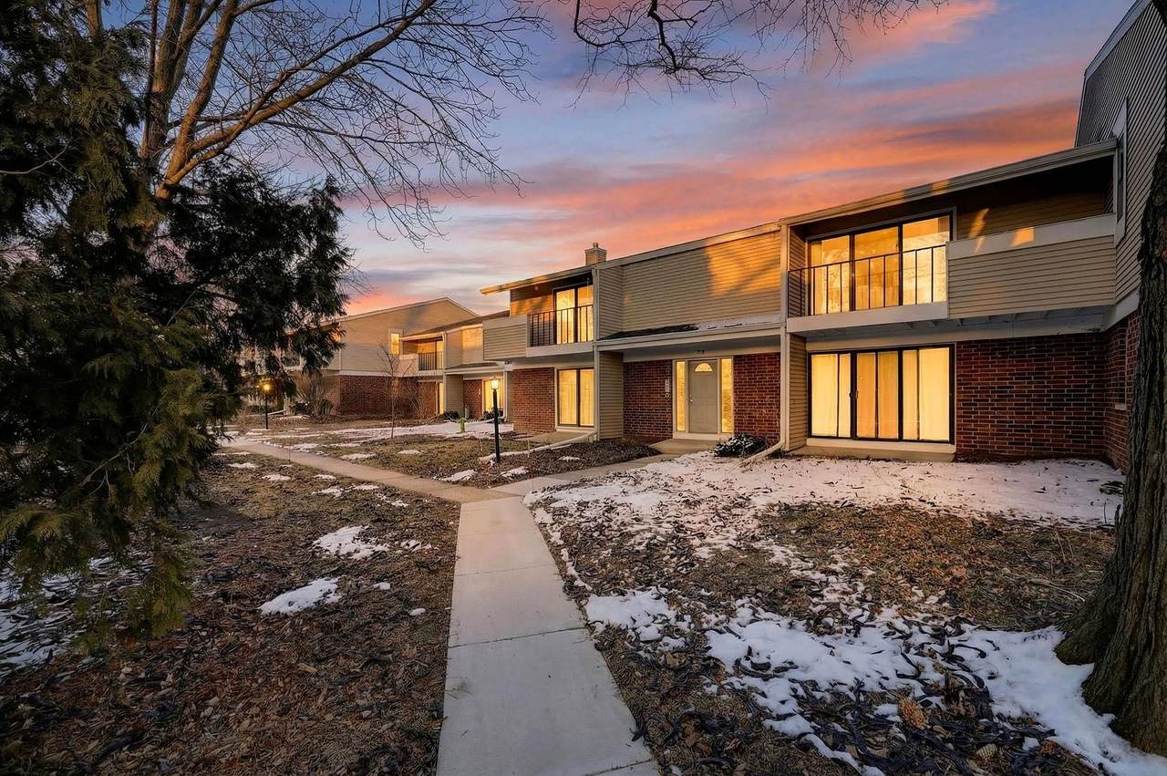 5542 Century Avenue - Photo 1