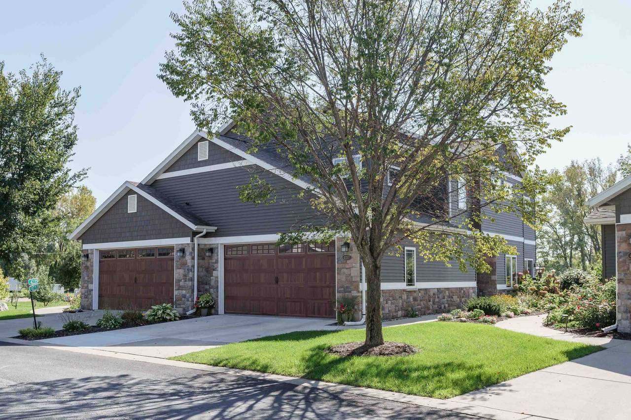 4237 Cortland Court - Photo 1