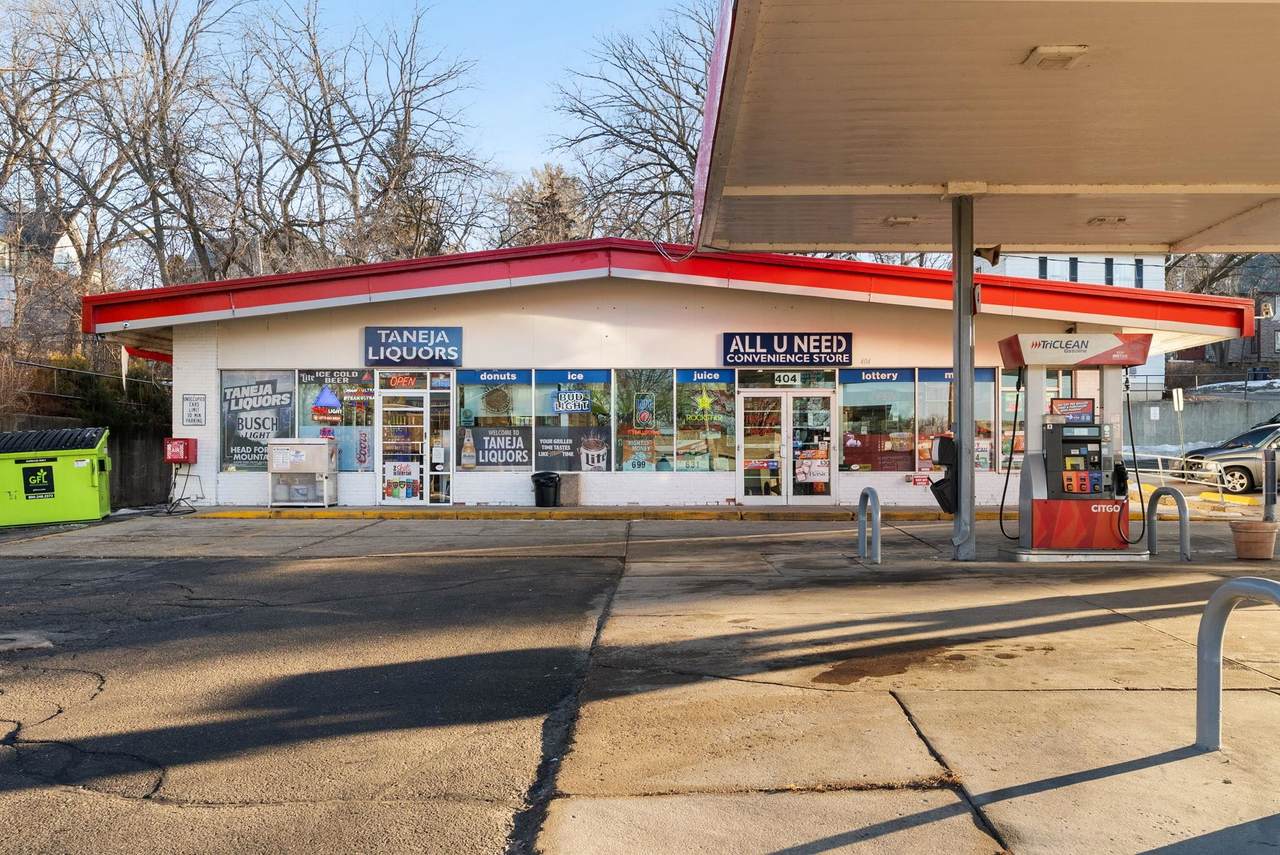 404 Parker Drive - Photo 1