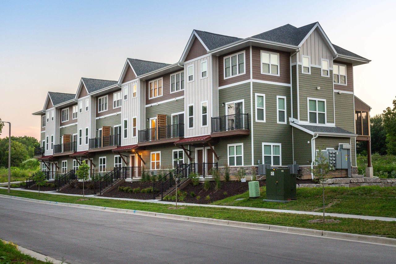 2674 Notre Dame Drive - Photo 1