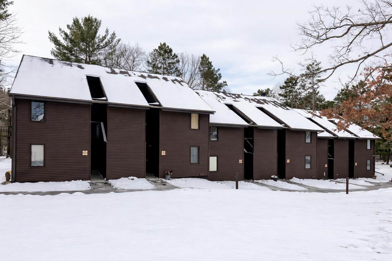 10 Cedar Trail - Photo 1