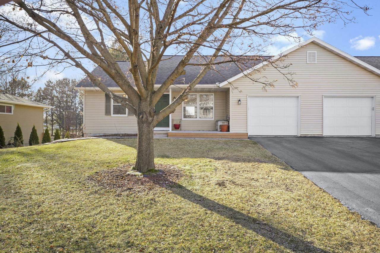 208 Wall Street - Photo 1