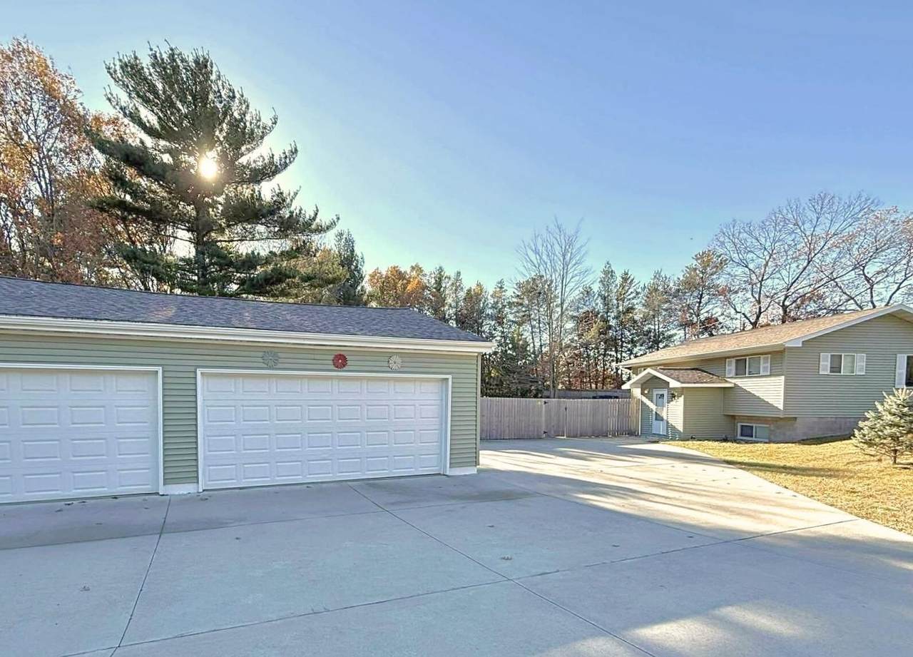 1689 Archer Lane - Photo 1