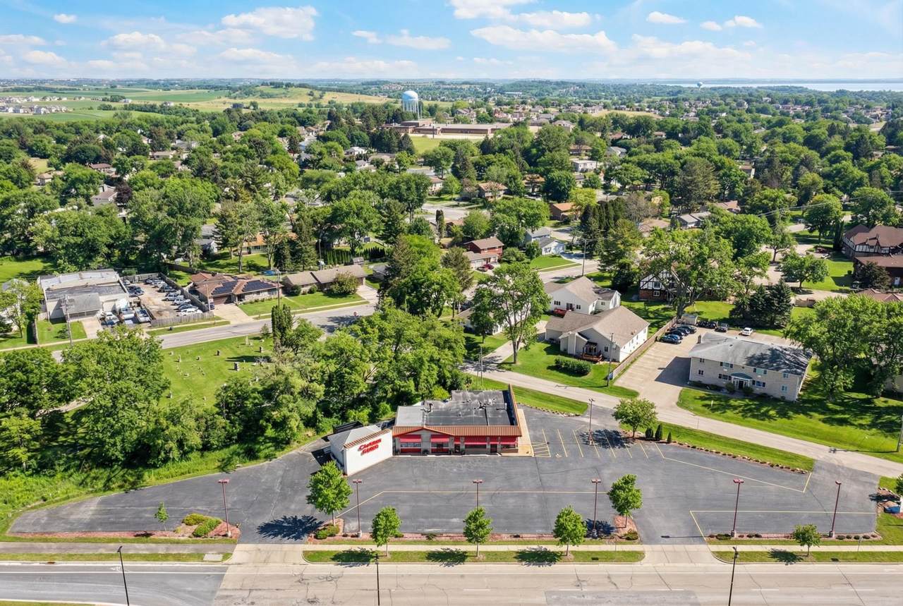 3415 Parmenter Street - Photo 1