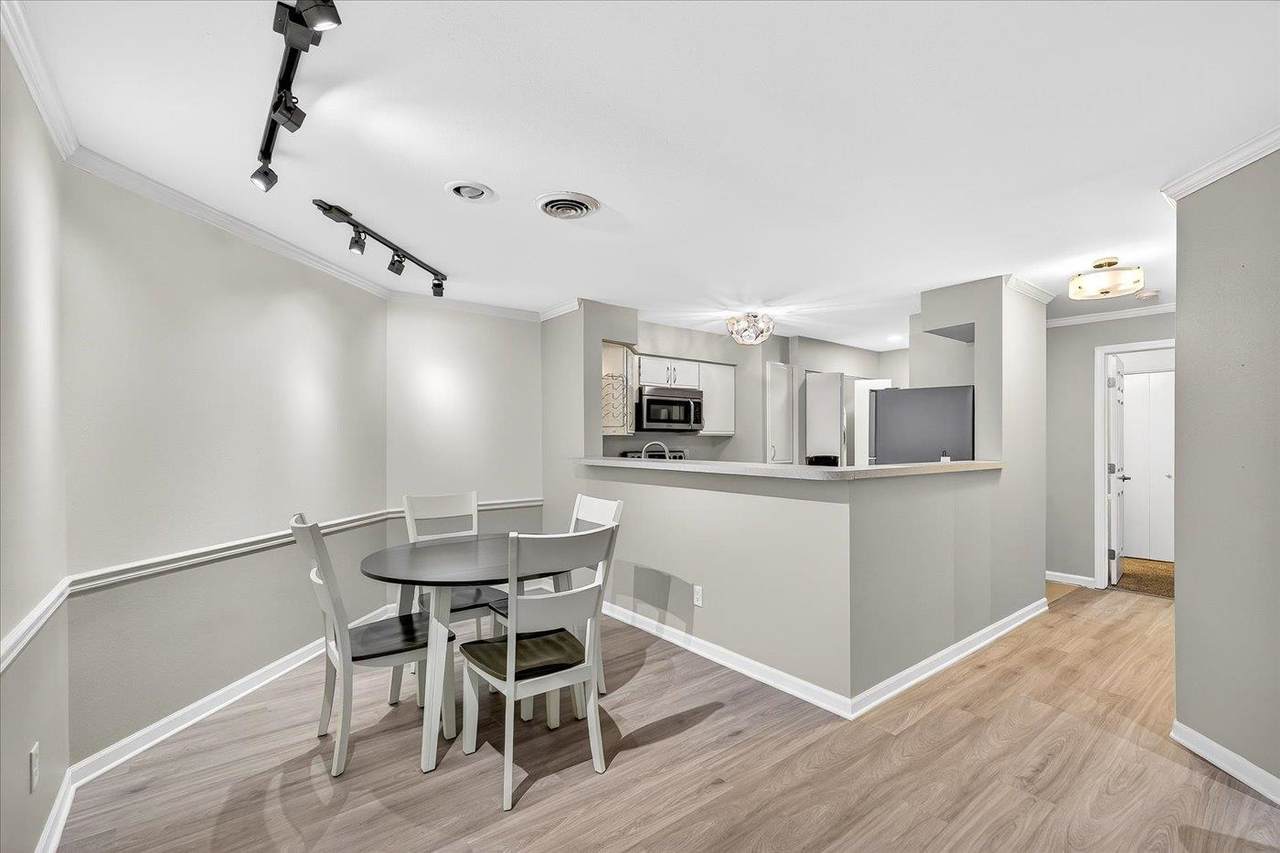 9 Captains Court - Photo 1