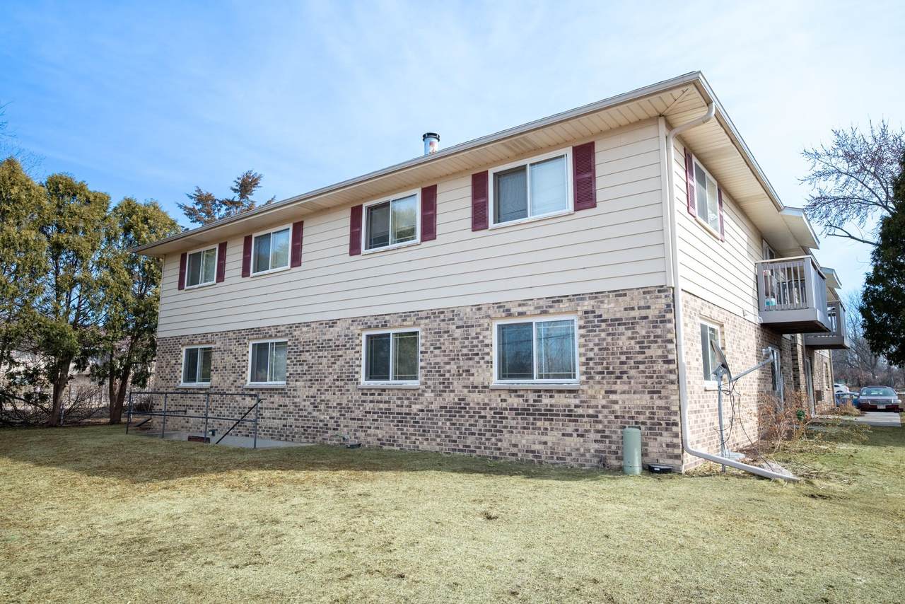 1718 Onsgard Road - Photo 1