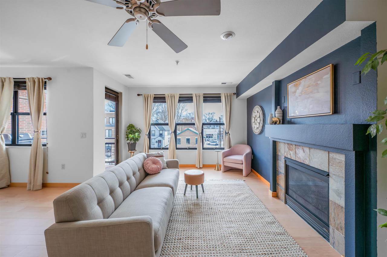 808 Williamson Street - Photo 1
