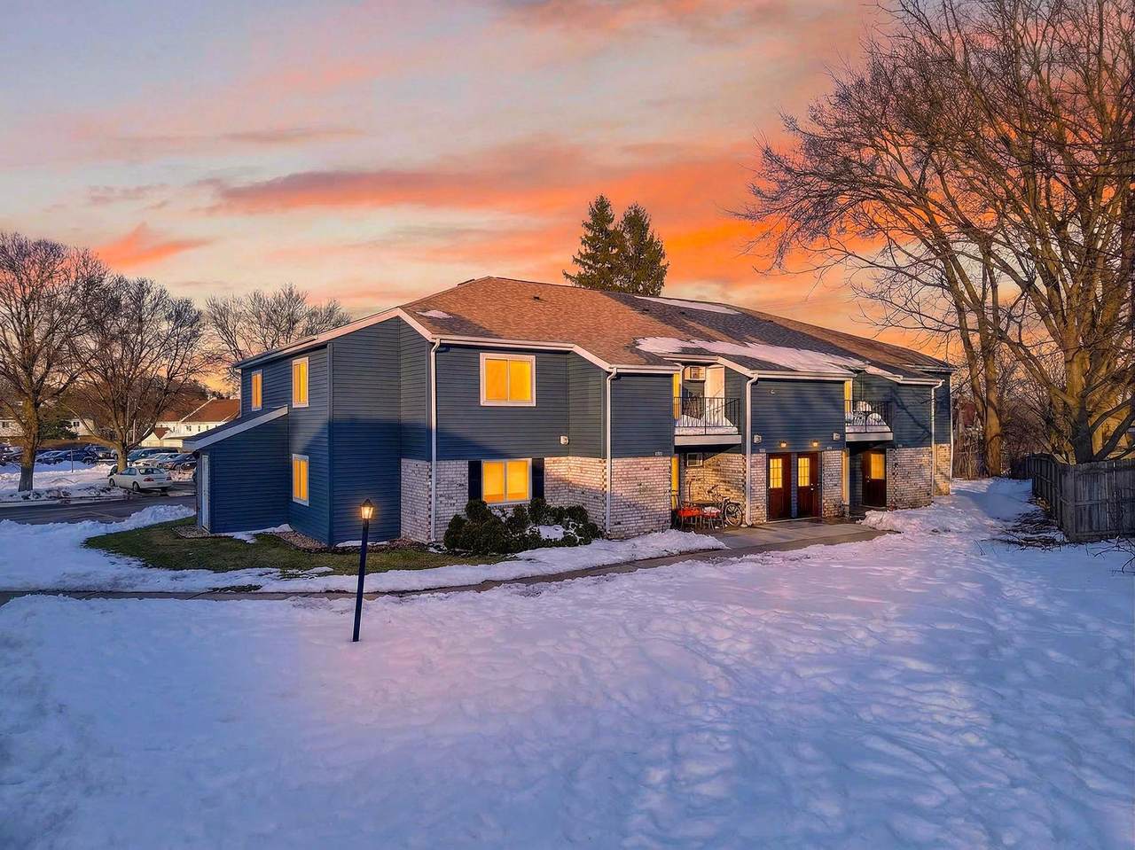 1507 Whispering Pines Way - Photo 1
