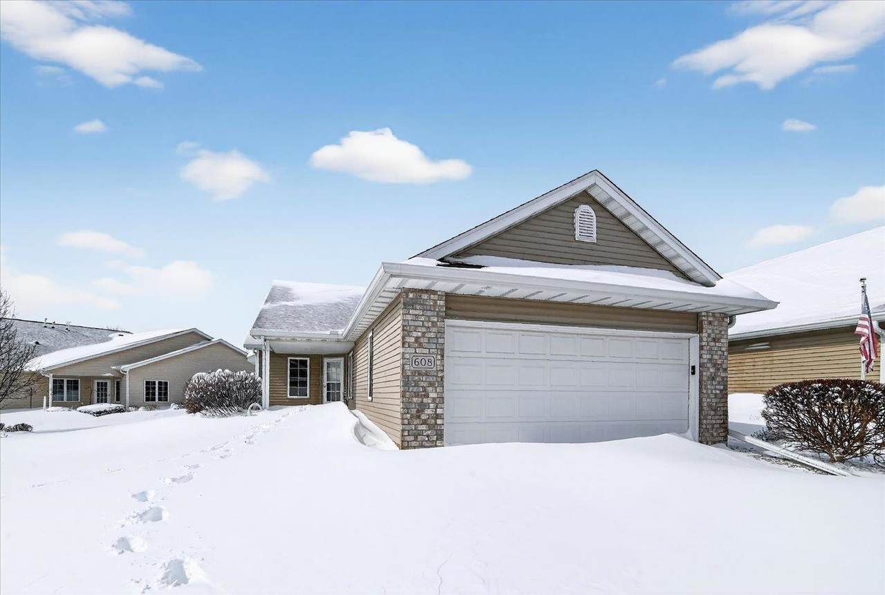 608 Springbrook Circle - Photo 1
