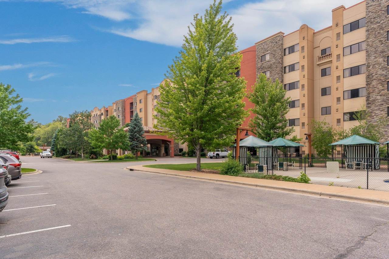 2411 River Road - Photo 1