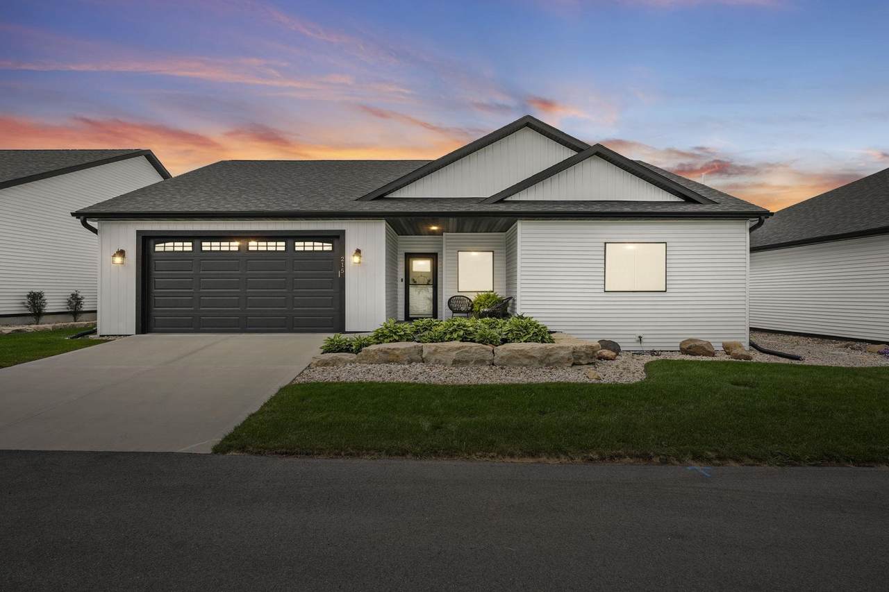 215 Boann Terrace - Photo 1