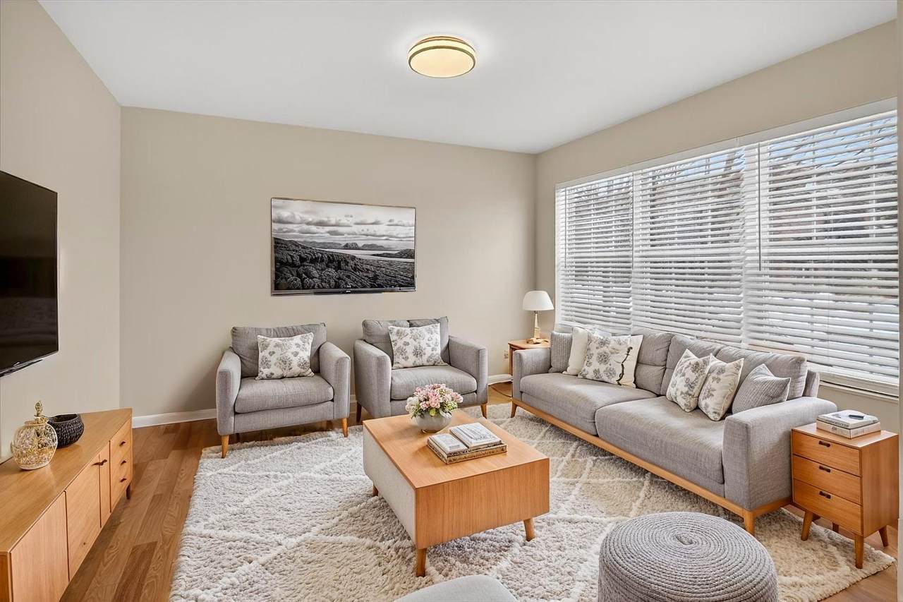 326 Pasque Street - Photo 1