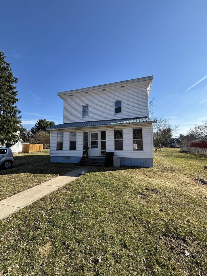 308-310 Madison Street - Photo 1