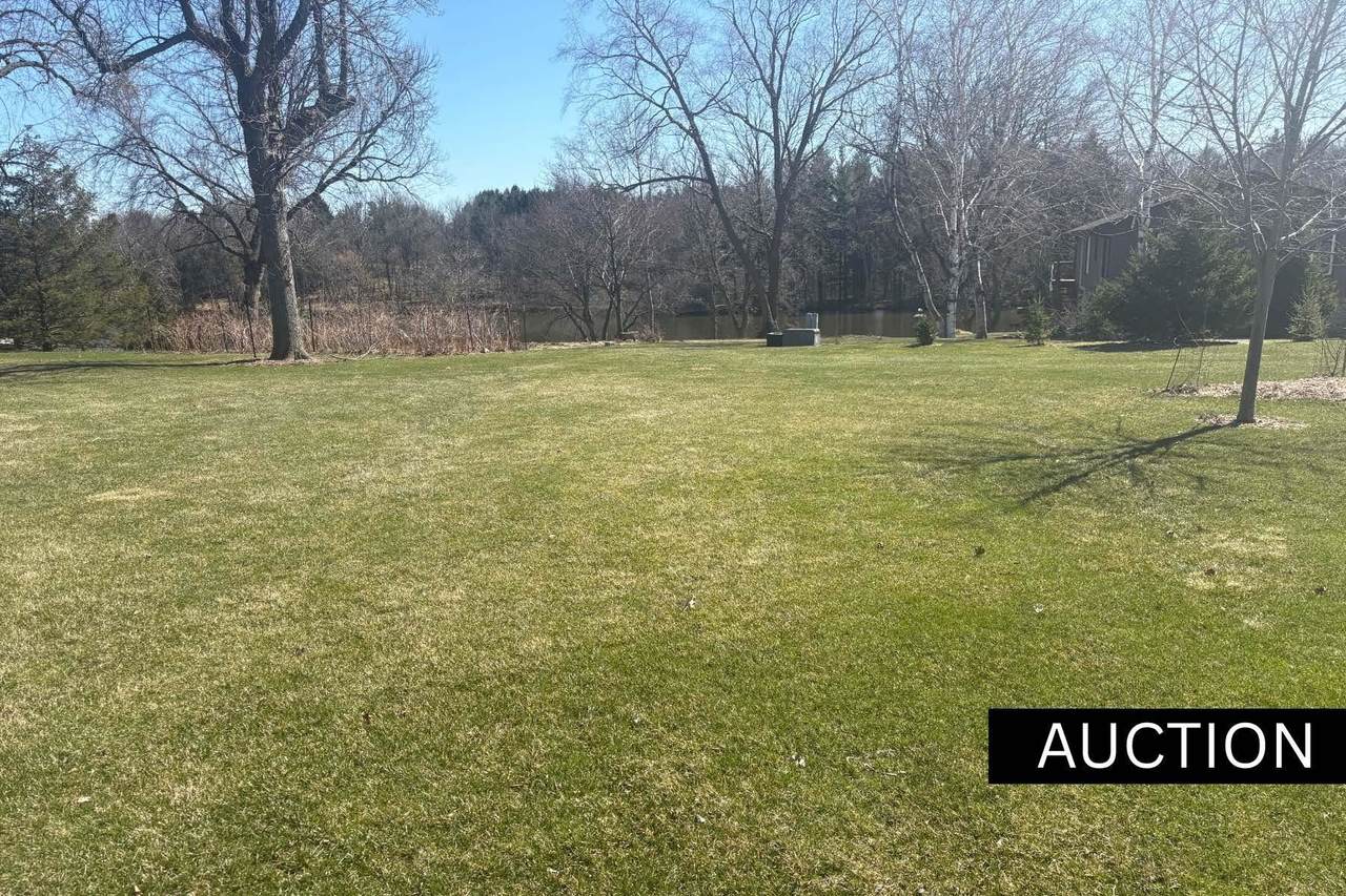 521 Rockview Court - Photo 1
