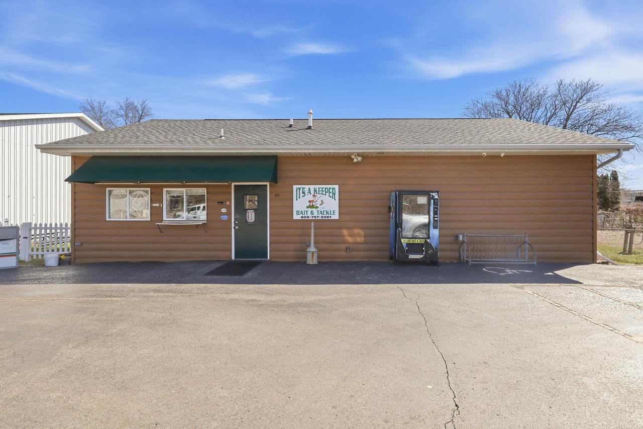815 Washington Street - Photo 1