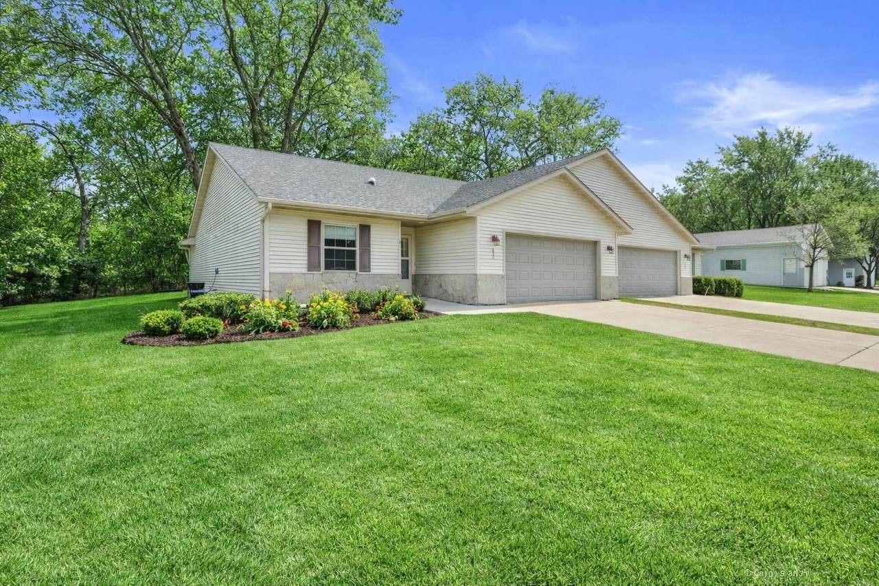 630 Riverview Court - Photo 1
