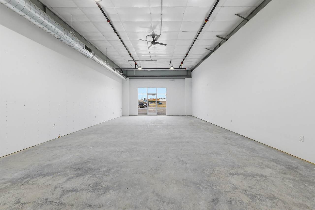 200 Gateway Drive - Photo 1