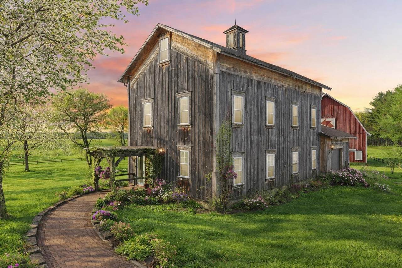 https://bt-photos.global.ssl.fastly.net/madison/1280_boomver_1_2019667-2.jpg