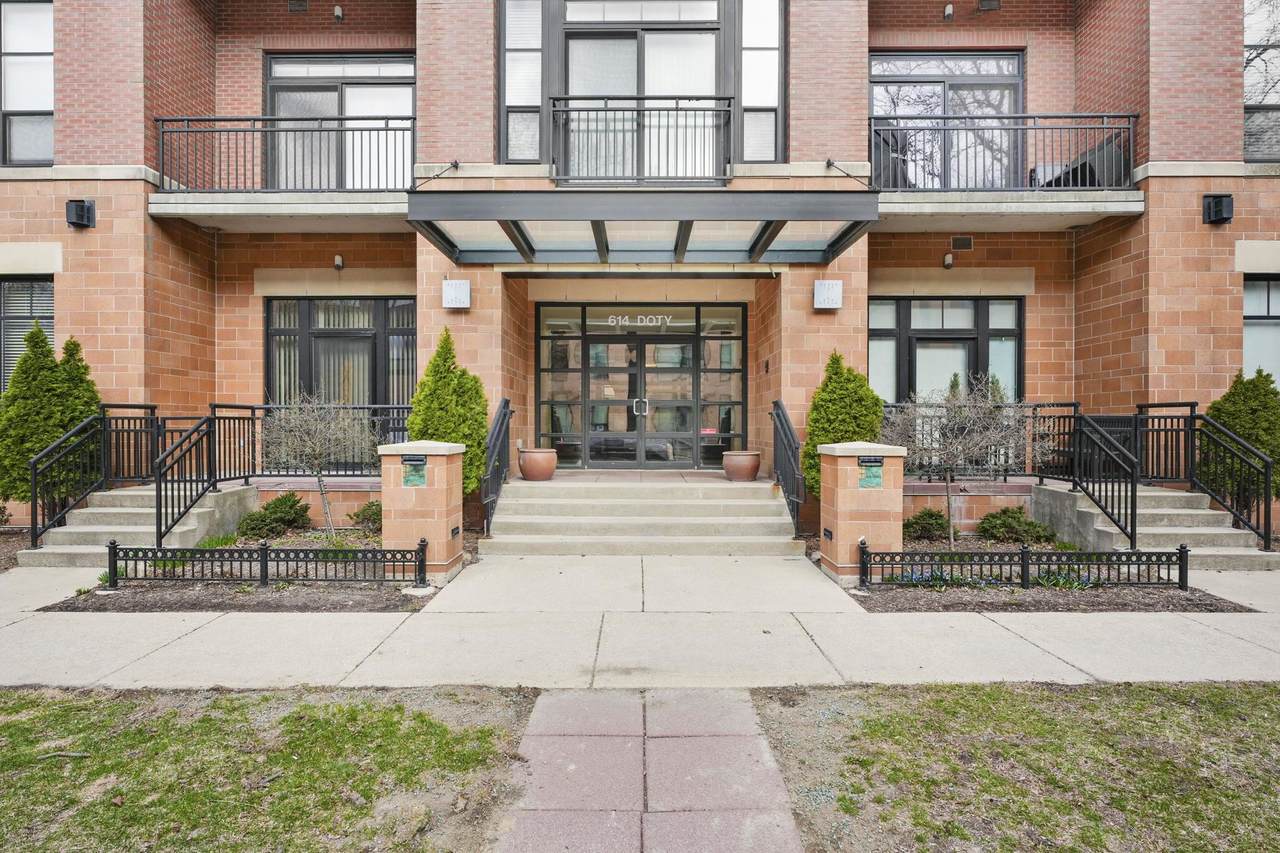 614 Doty Street - Photo 1