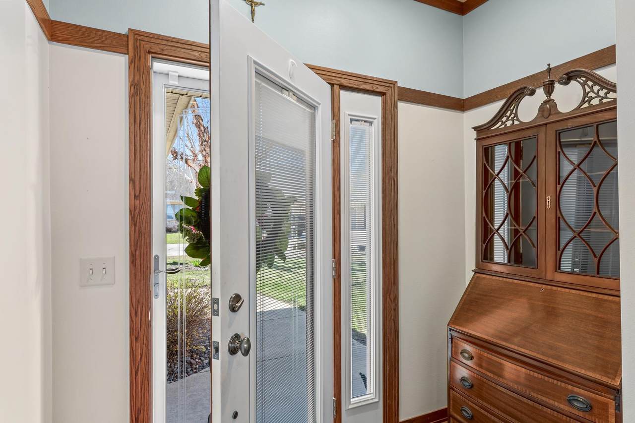 https://bt-photos.global.ssl.fastly.net/madison/1280_boomver_1_2019966-2.jpg