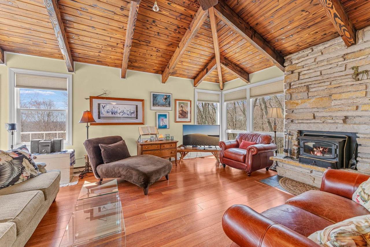 S6185 Bluff Road - Photo 1