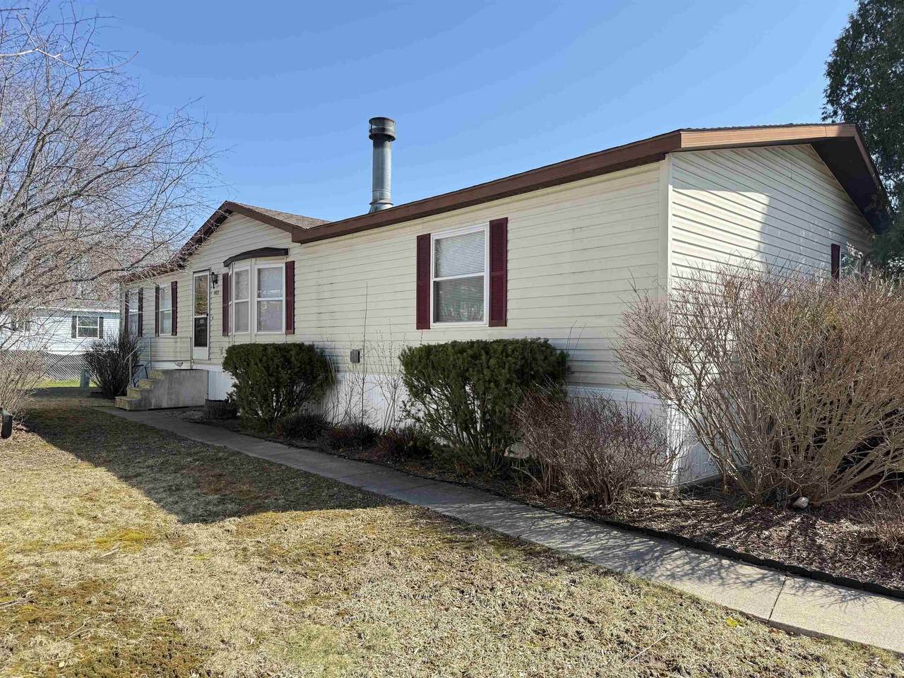 402 Opal Avenue - Photo 1