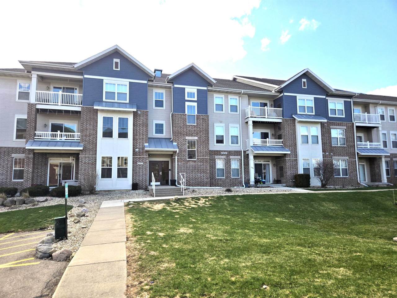3848 Maple Grove Drive - Photo 1