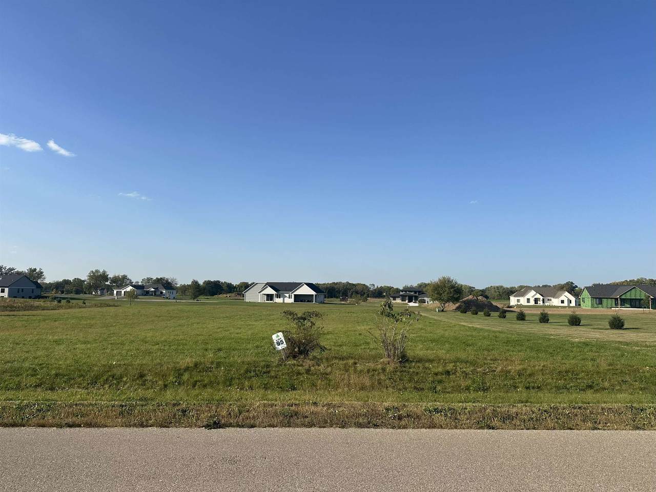L95 Fieldwood Drive - Photo 1