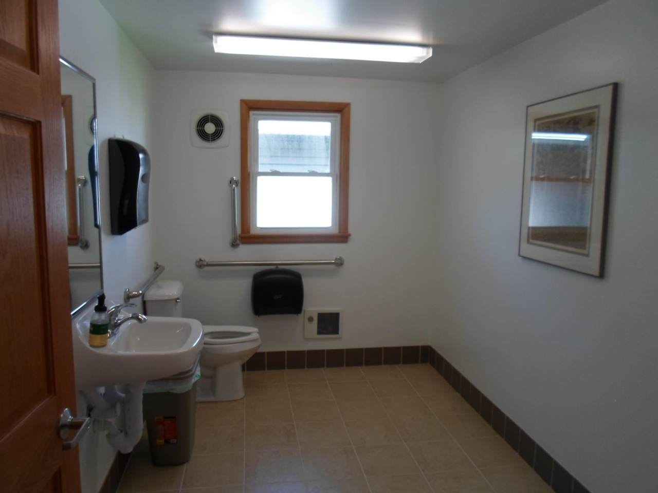 https://bt-photos.global.ssl.fastly.net/madison/1280_boomver_1_2021491-2.jpg