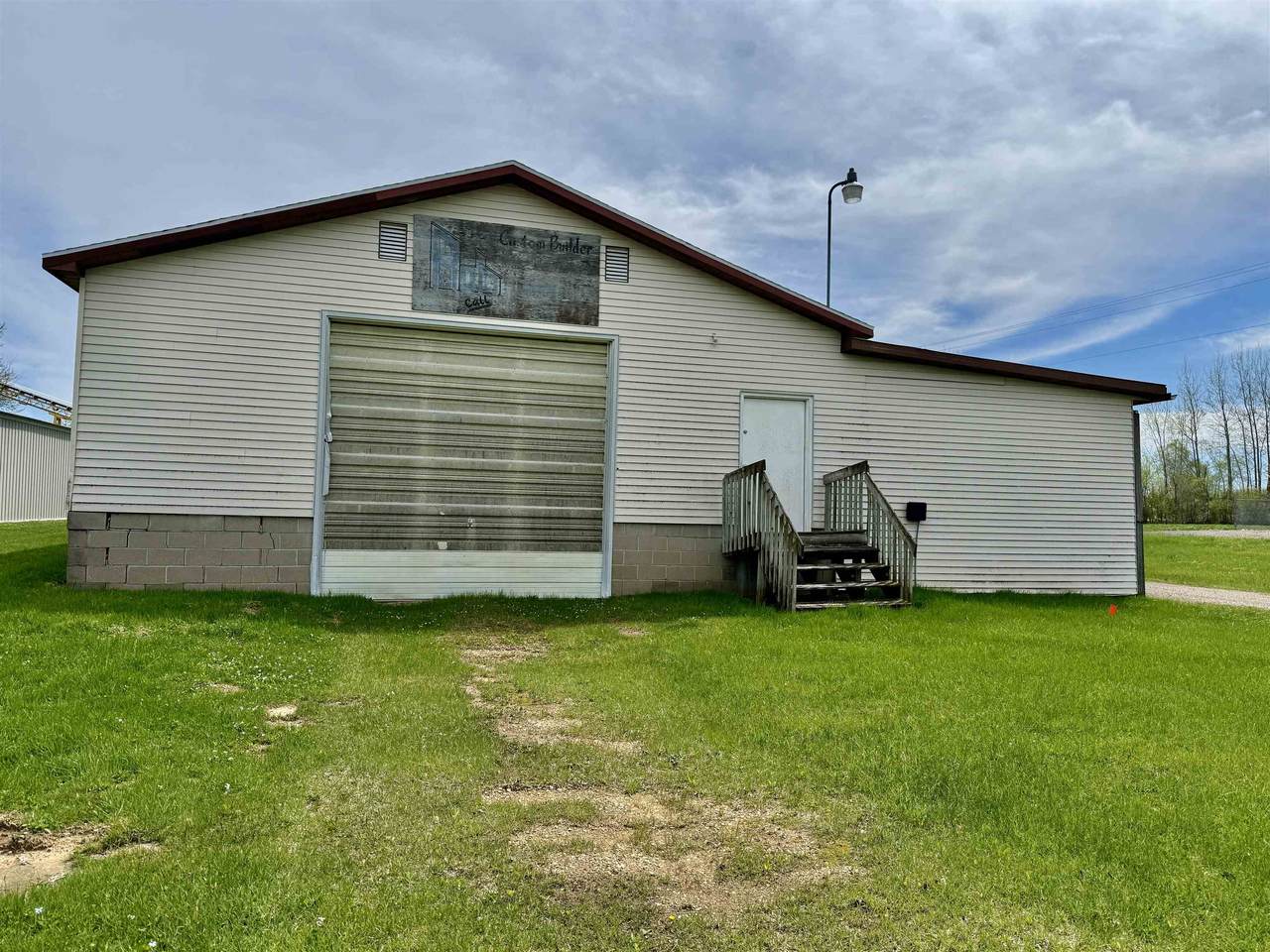 303 Woodard Avenue - Photo 1