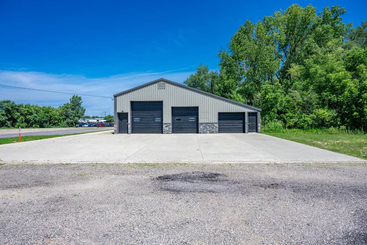 190 Prospect Avenue - Photo 1