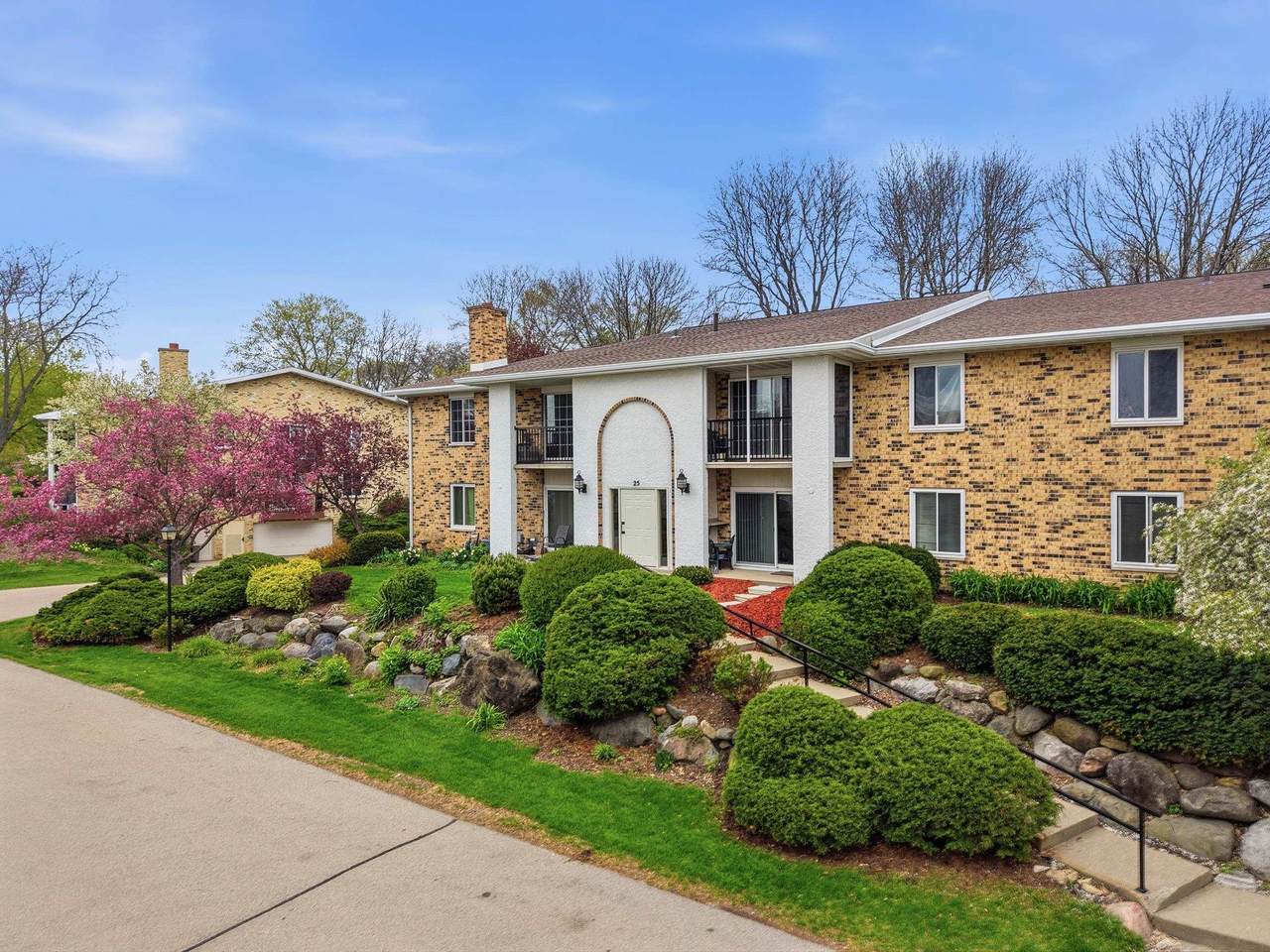 25 Golf Course Road - Photo 1