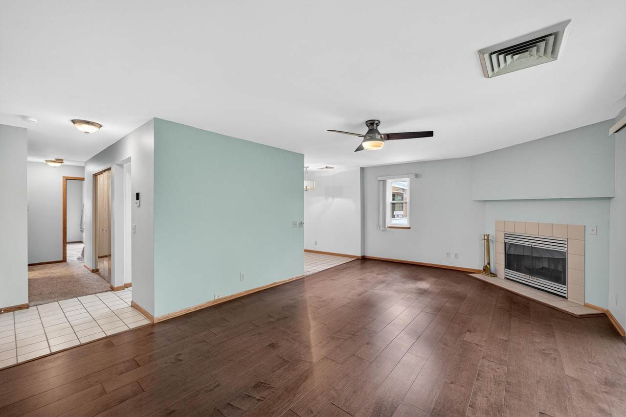 5548 Century Avenue - Photo 1