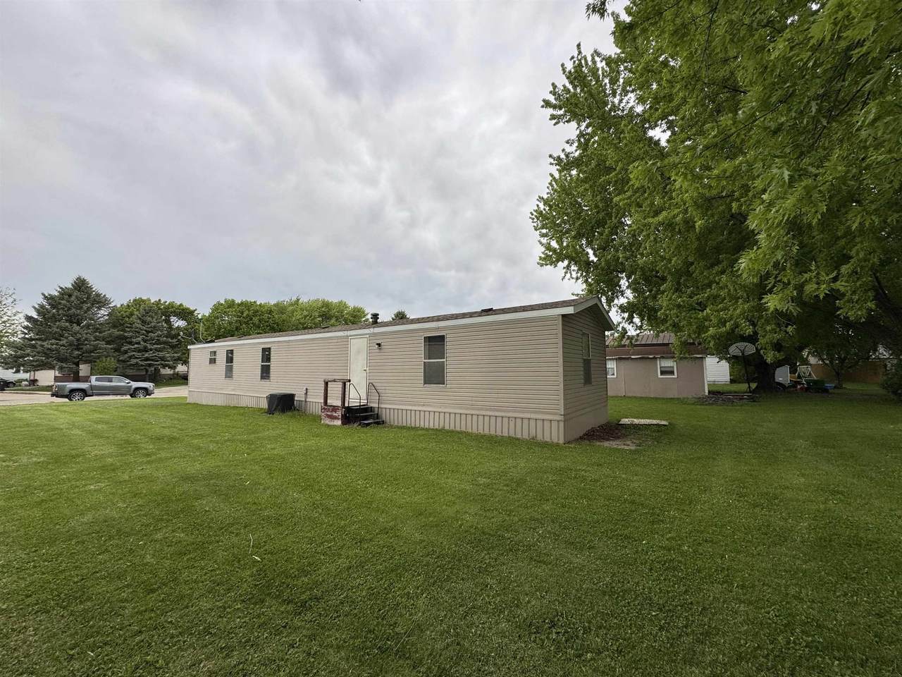 https://bt-photos.global.ssl.fastly.net/madison/1280_boomver_1_2023179-2.jpg