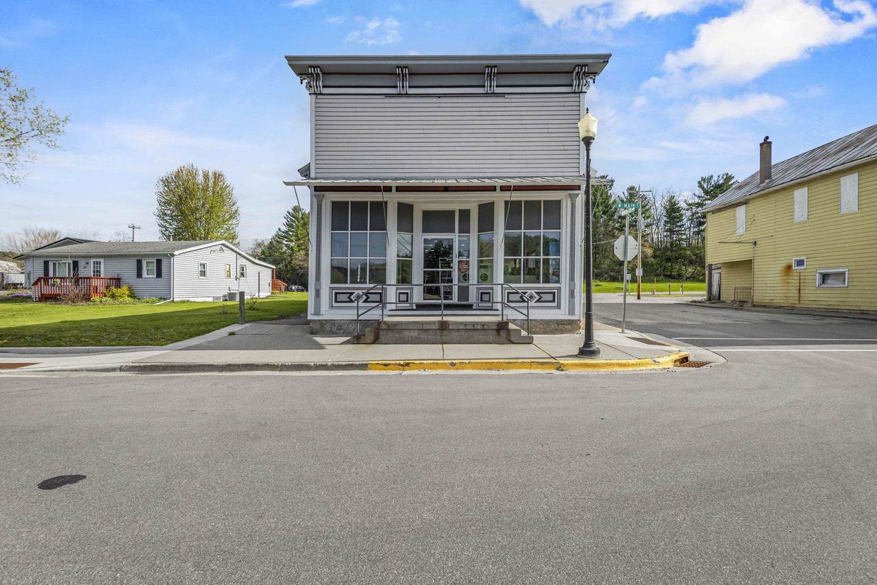 300 Main Street - Photo 1