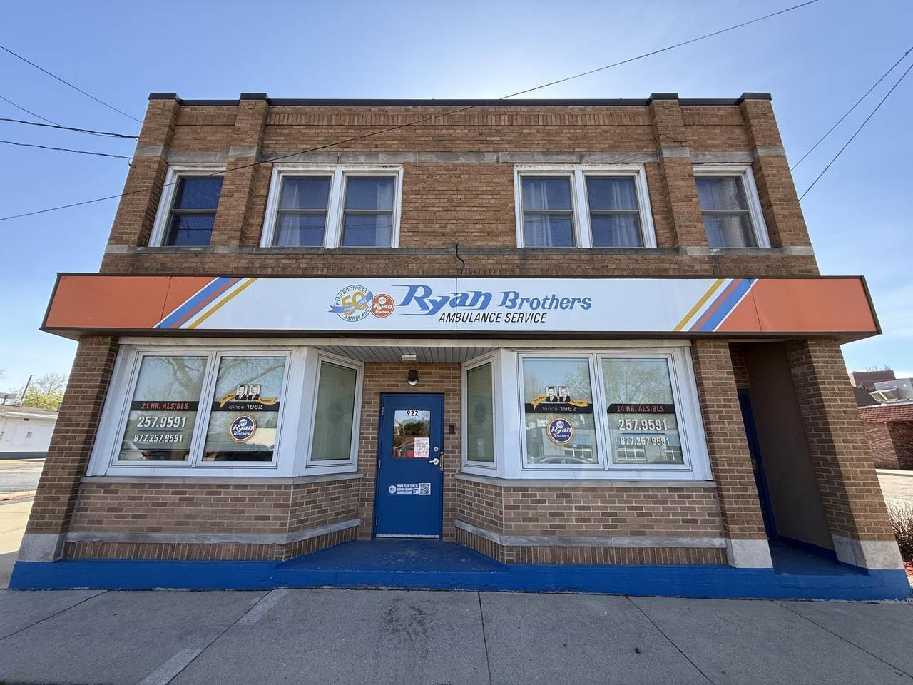 922 Park Street - Photo 1