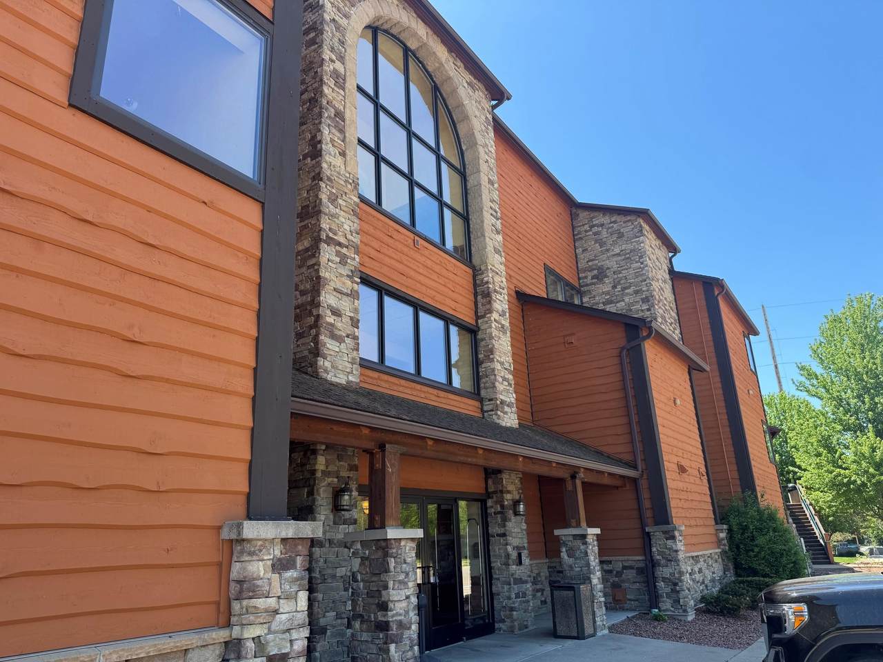 2504 River Road - Photo 1