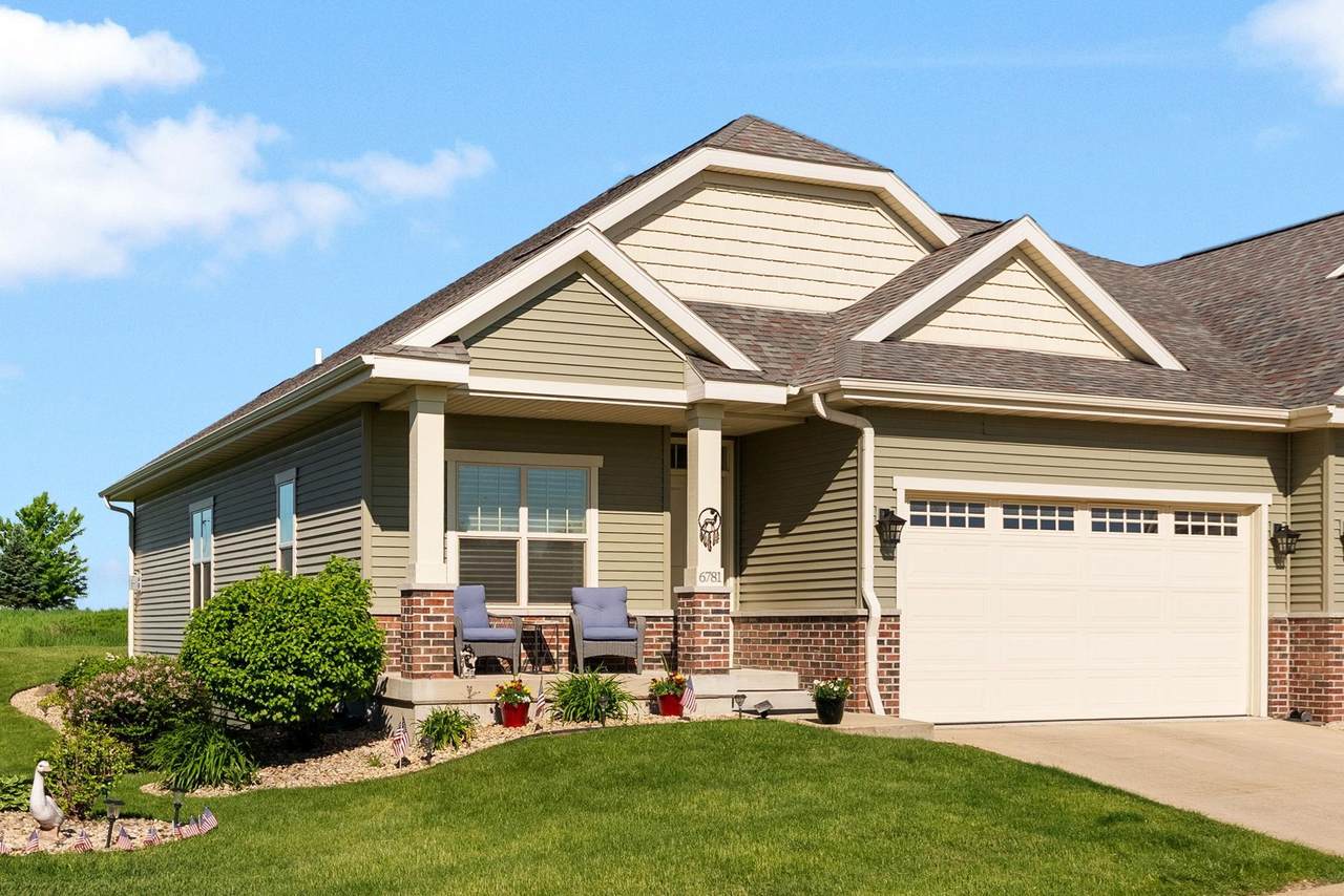 6781 Village Walk Lane - Photo 1